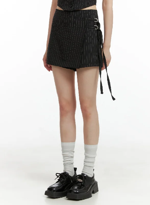 Stripe Buckle Wrap Shorts CL402