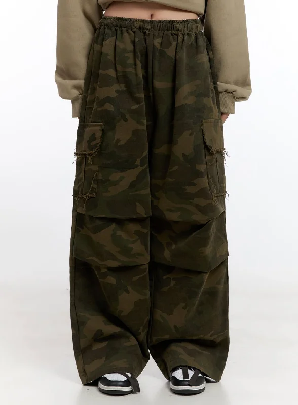 Wide Fit Camouflage Cargo Pants CN420